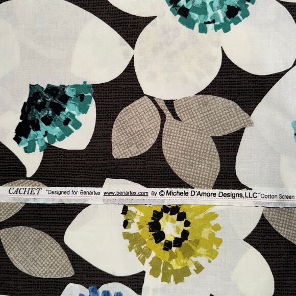 Cachet by Michele D'Amore Designs - Benartex Fabric - Large Flower - 1/2 Yard - Picture 4 of 7